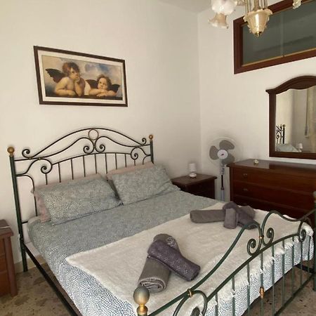 Na Za' Pina Appartement Cefalù Buitenkant foto